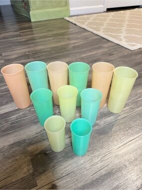 Vintage Tupperware Tumblers Cups Lot of 11 Pastel Colors Assorted Sizes USA